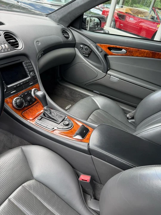 2005 Mercedes-Benz R230 SL 55 & SL 63 & SL 65 AMG - Image 11 of 13