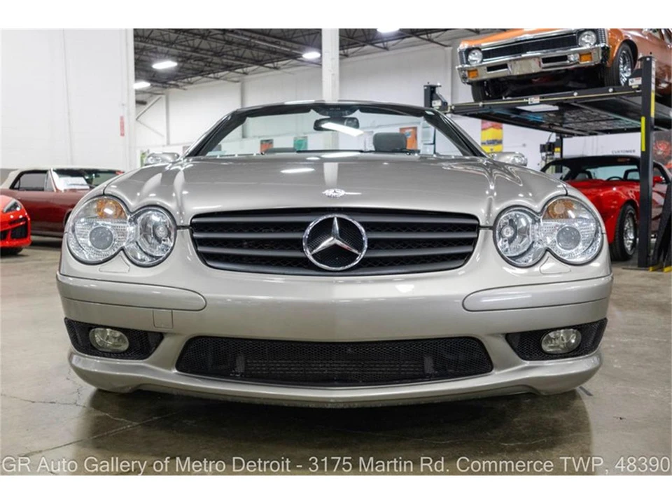 2005 Mercedes-Benz R230 SL-Class - Image 13 of 31