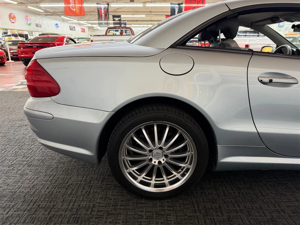 2005 Mercedes-Benz R230 SL-Class - Image 24 of 31