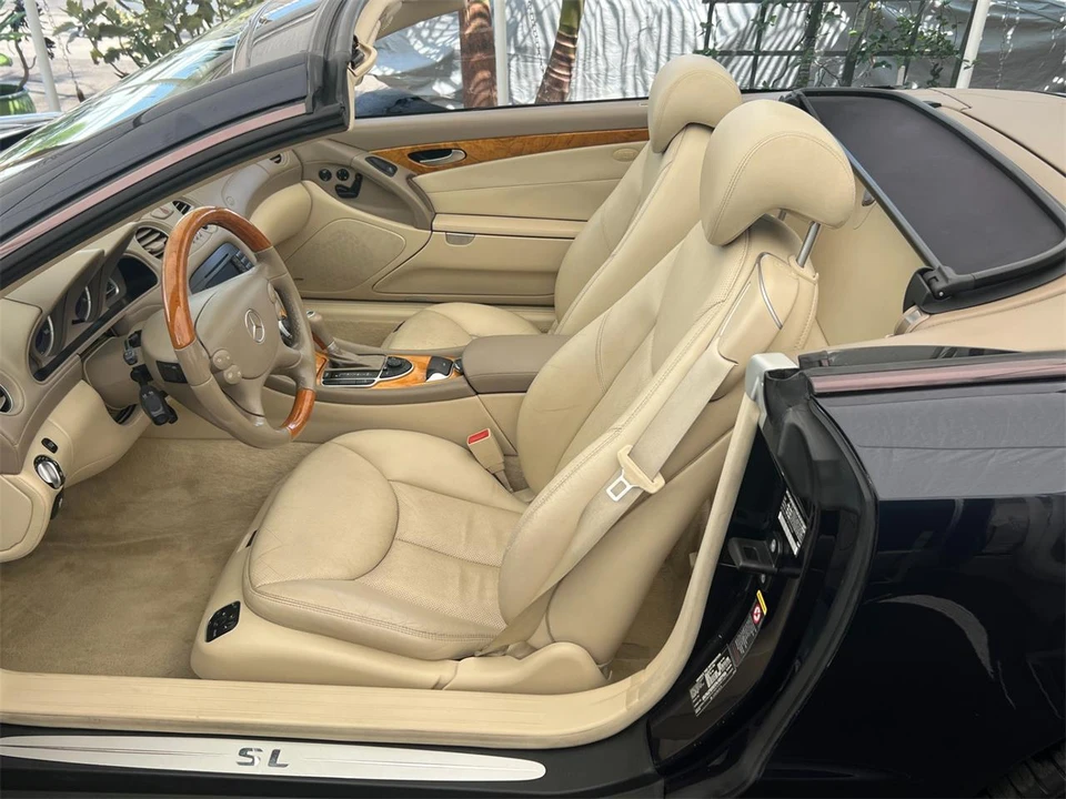 2005 Mercedes-Benz R230 SL-Class - Image 16 of 31