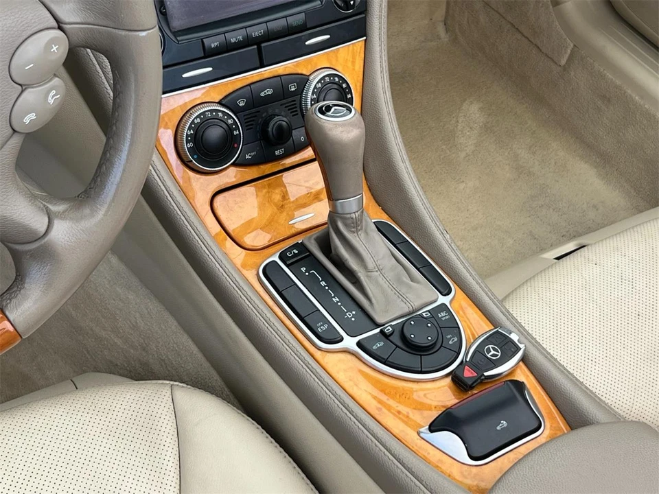 2005 Mercedes-Benz R230 SL-Class - Image 19 of 31