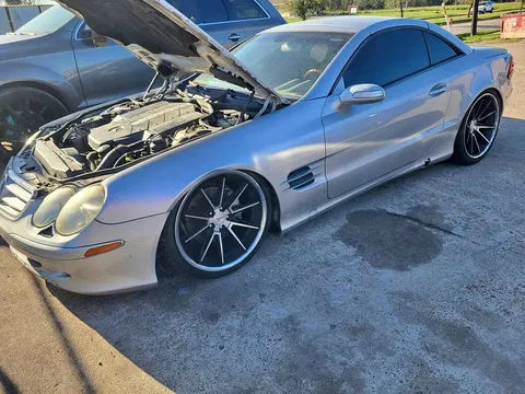 2005 Mercedes-Benz SL 550 Roadster 2D