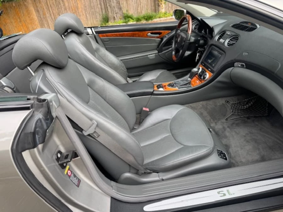 2005 Mercedes-Benz R230 SL-Class - Image 17 of 24