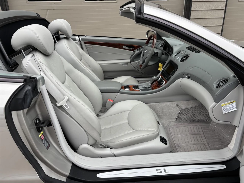 2005 Mercedes-Benz R230 SL-Class - Image 23 of 28