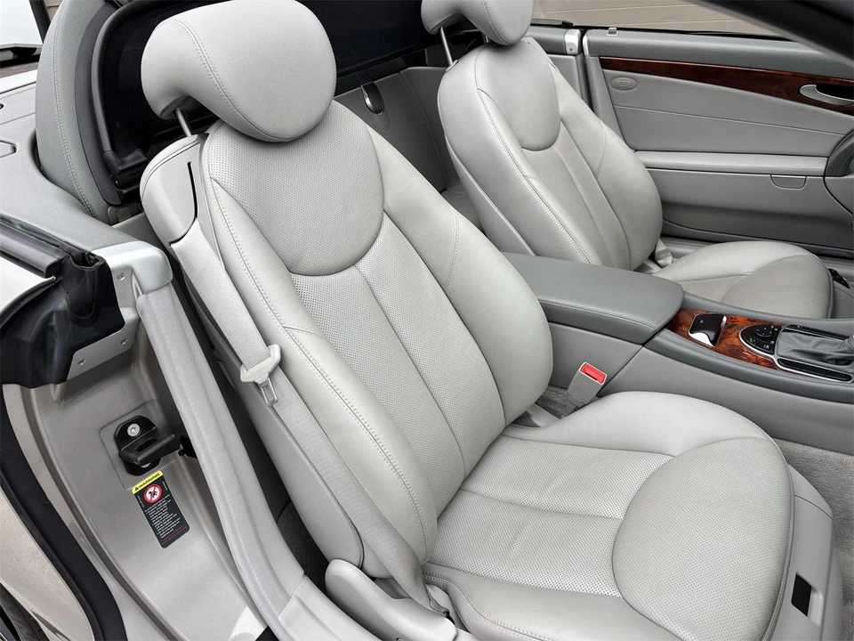 2005 Mercedes-Benz R230 SL-Class - Image 25 of 28