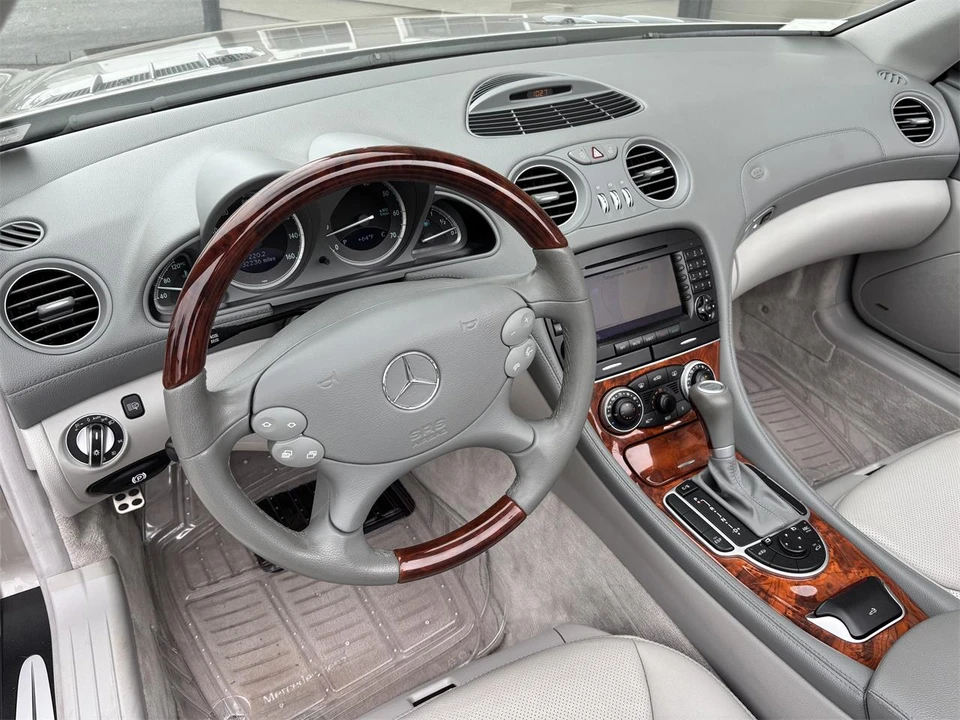 2005 Mercedes-Benz R230 SL-Class - Image 21 of 28