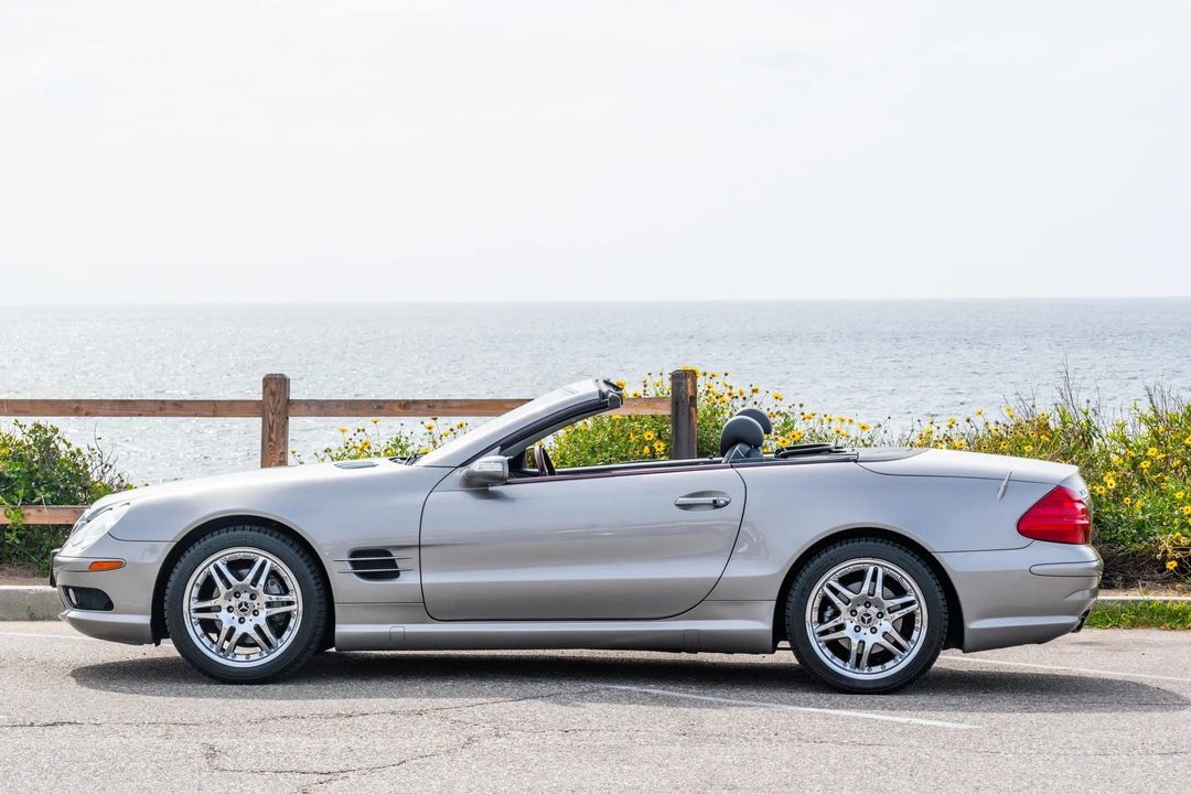 2005 Mercedes-Benz R230 SL-Class - Image 10 of 31