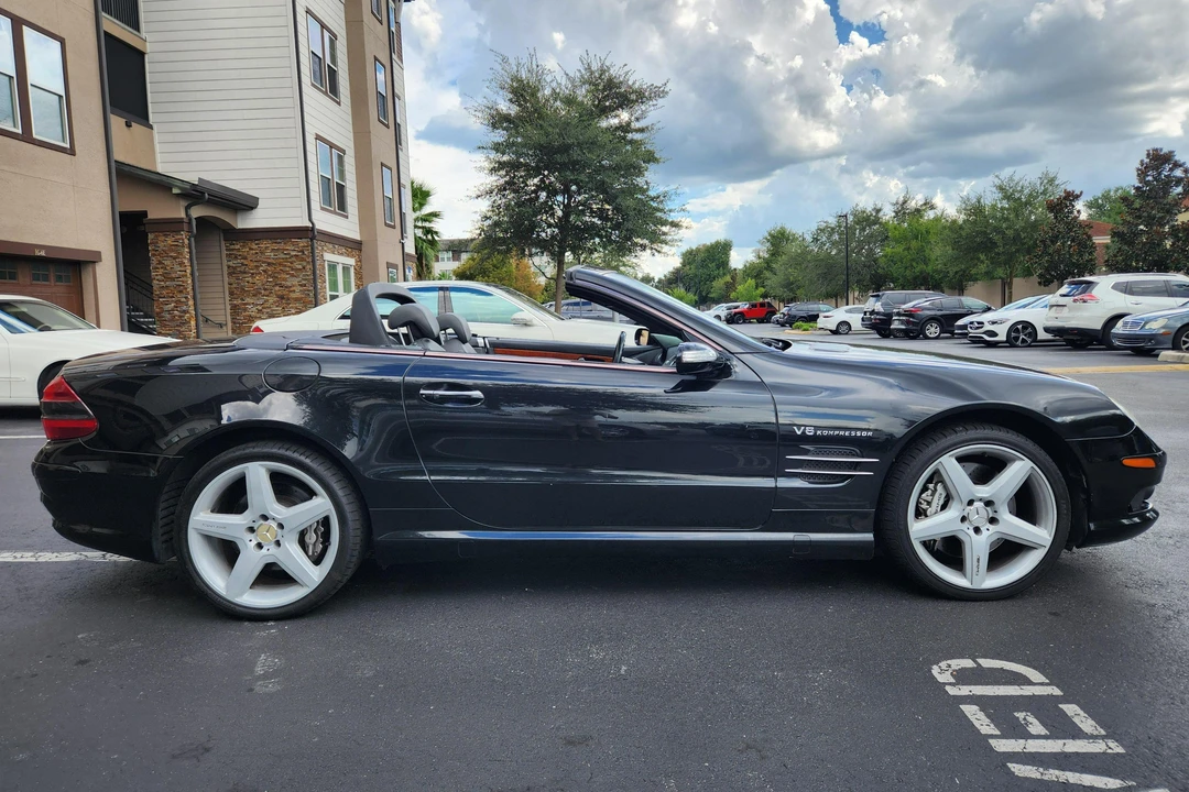 2005 Mercedes-Benz R230 SL 55 & SL 63 & SL 65 AMG - Image 3 of 31
