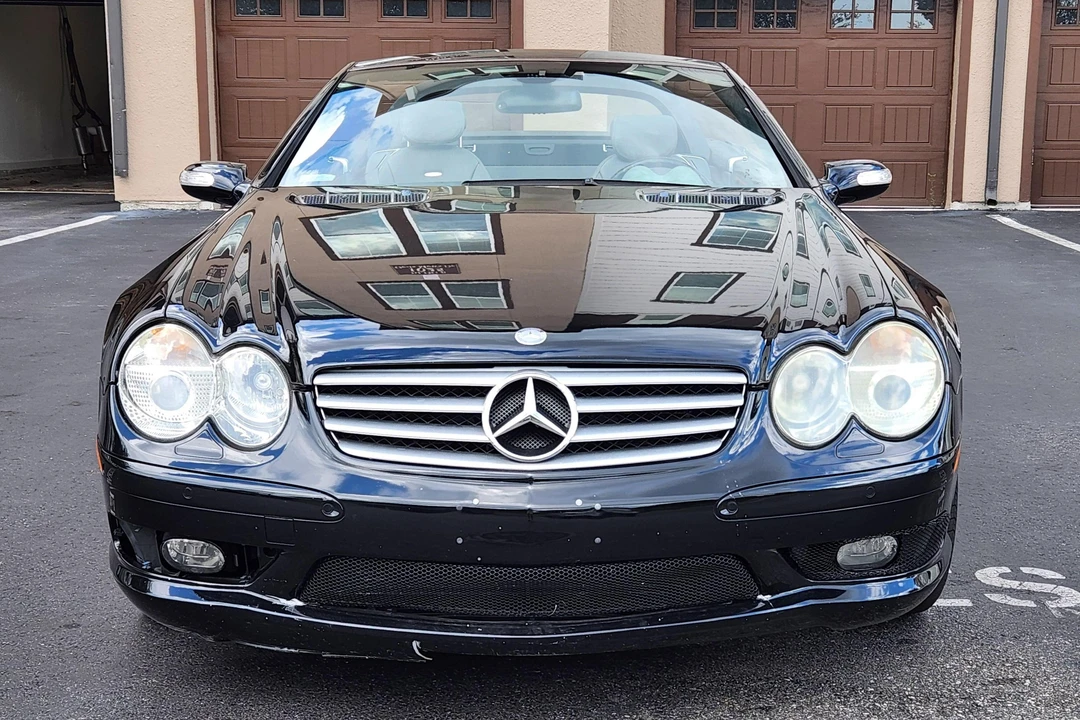 2005 Mercedes-Benz R230 SL 55 & SL 63 & SL 65 AMG - Image 2 of 31