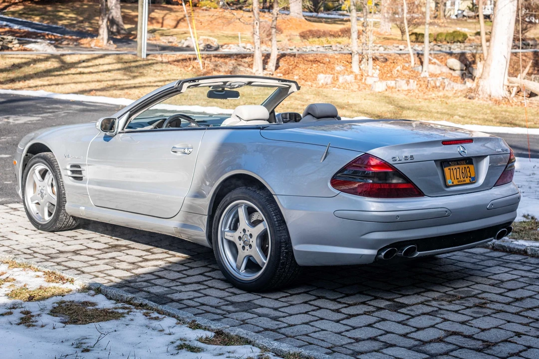 2005 Mercedes-Benz R230 SL 55 & SL 63 & SL 65 AMG - Image 4 of 31