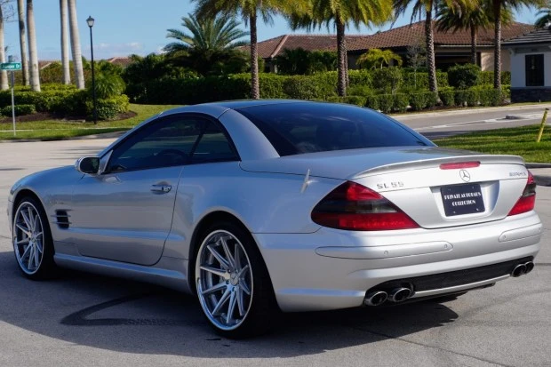 2005 Mercedes-Benz R230 SL 55 & SL 63 & SL 65 AMG - Image 2 of 7