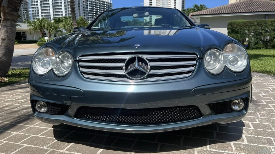 2005 Mercedes-Benz R230 SL 55 & SL 63 & SL 65 AMG - Image 4 of 31