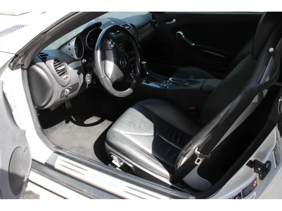2005 Mercedes-Benz R171 SLK 55 AMG - Image 21 of 31