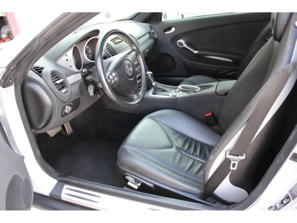 2005 Mercedes-Benz R171 SLK 55 AMG - Image 24 of 31