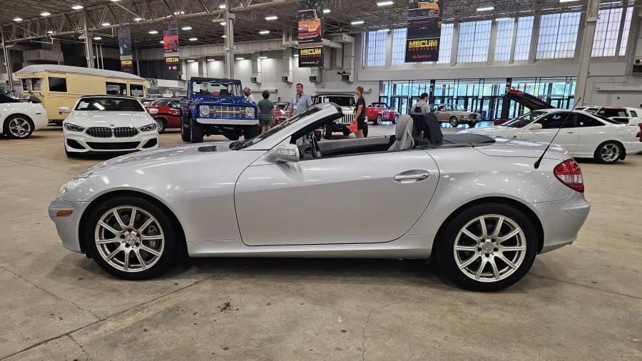 2005 Mercedes-Benz R171 SLK-Class - Image 2 of 17