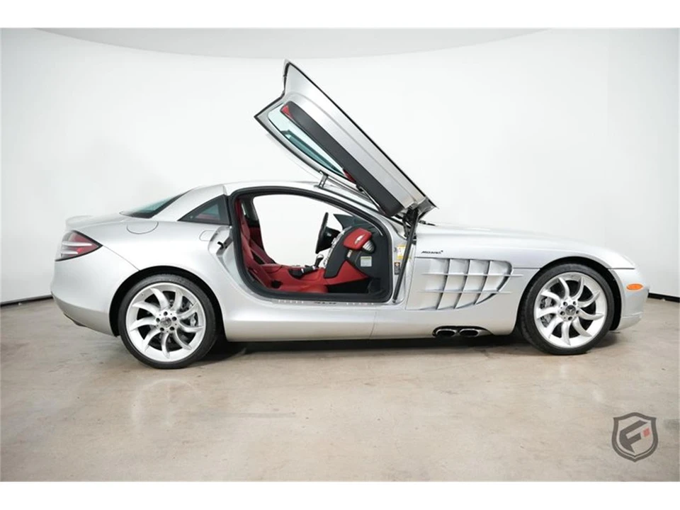 2005 Mercedes-Benz SLR McLaren - Image 13 of 31