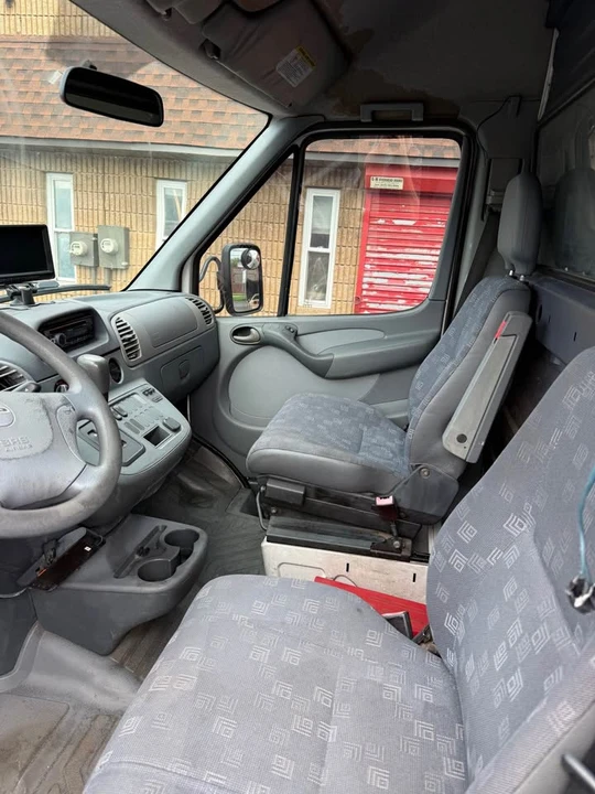 2005 Mercedes-Benz T1N Sprinter - Image 6 of 9