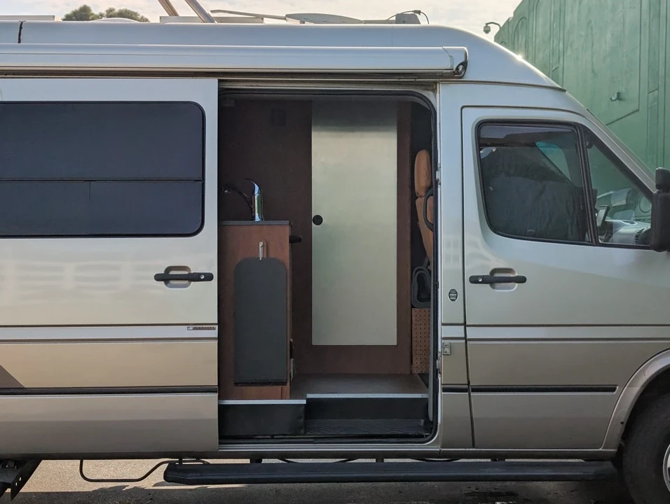 2005 Mercedes-Benz T1N Sprinter - Image 12 of 12