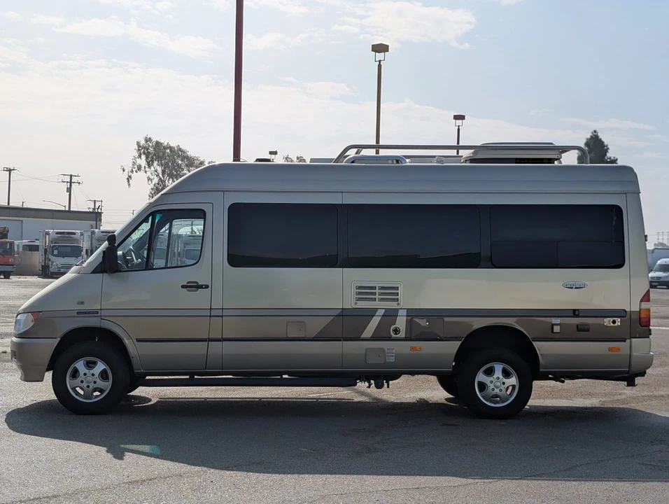 2005 Mercedes-Benz T1N Sprinter - Image 4 of 12