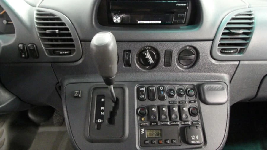 2005 Mercedes-Benz T1N Sprinter - Image 10 of 12
