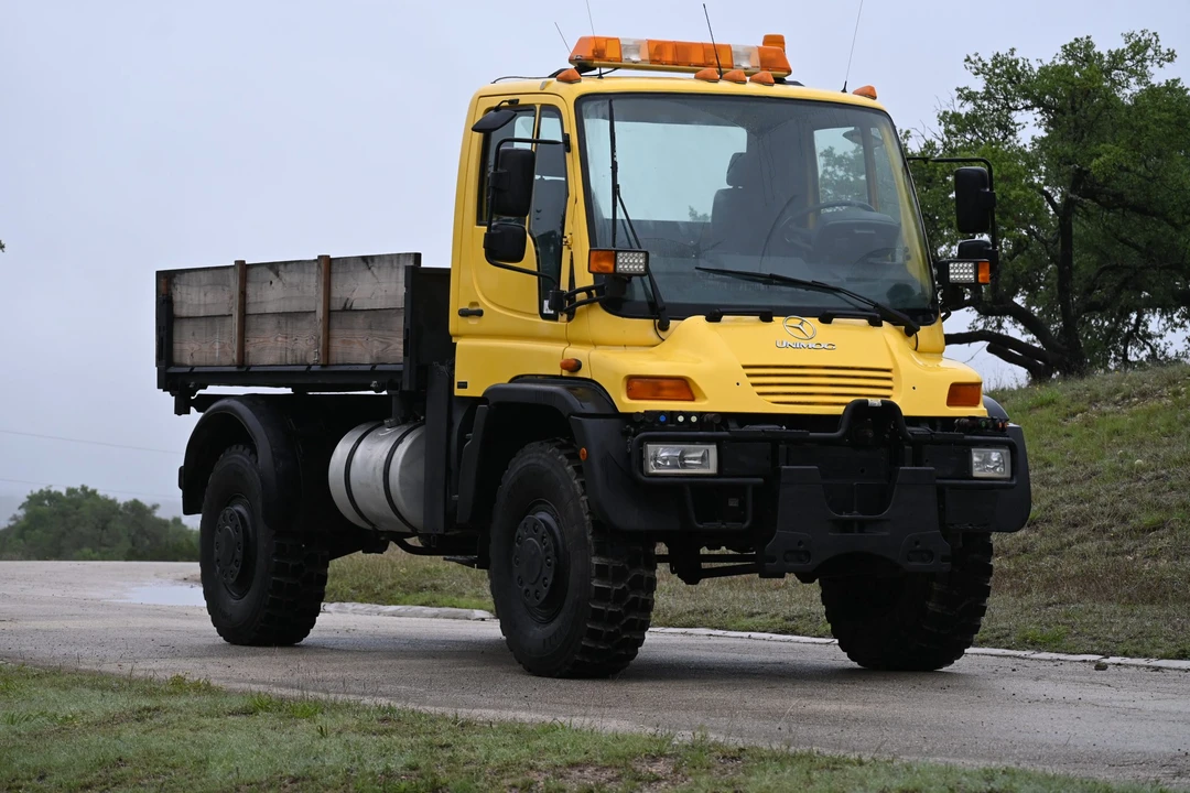 2005 Mercedes-Benz Unimog - Image 13 of 31