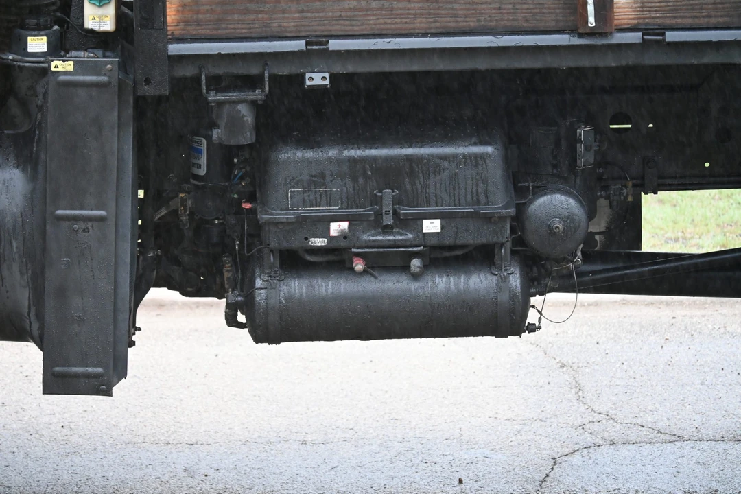 2005 Mercedes-Benz Unimog - Image 30 of 31