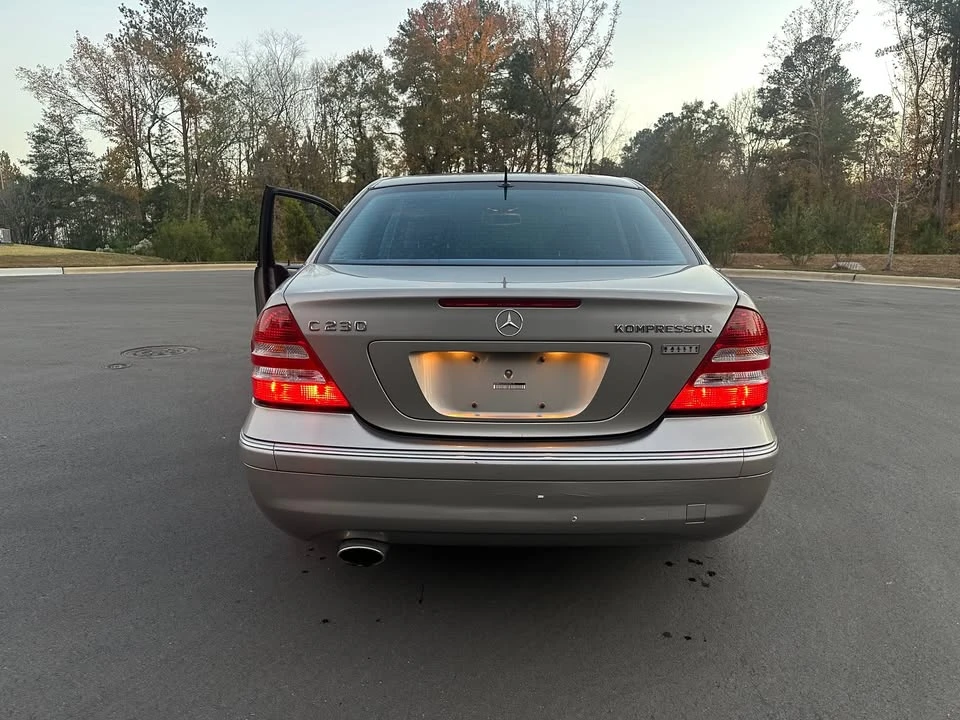 2005 Mercedes-Benz W203 C-Class - Image 6 of 15
