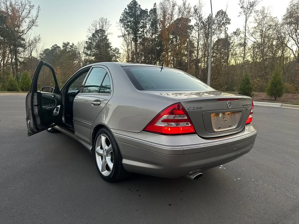 2005 Mercedes-Benz W203 C-Class - Image 7 of 15