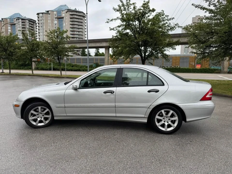 2005 Mercedes-Benz W203 C-Class - Image 7 of 11