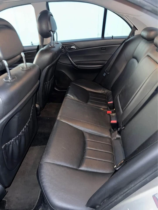 2005 Mercedes-Benz W203 C-Class - Image 12 of 13