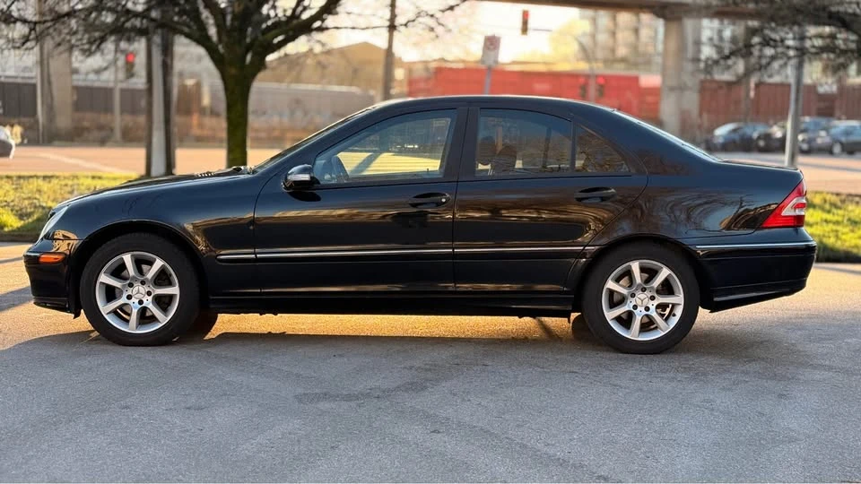 2005 Mercedes-Benz W203 C-Class - Image 2 of 14