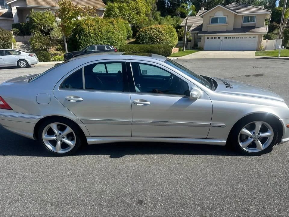 2005 Mercedes-Benz W203 C-Class - Image 2 of 10