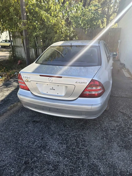 2005 Mercedes-Benz W203 C-Class - Image 10 of 12