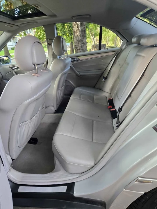 2005 Mercedes-Benz W203 C-Class - Image 11 of 19