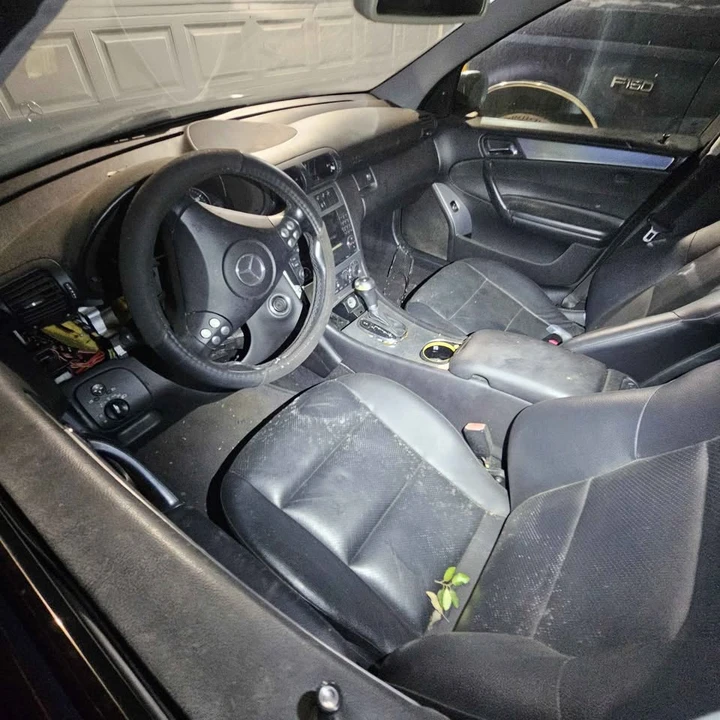 2005 Mercedes-Benz W203 C-Class - Image 2 of 3