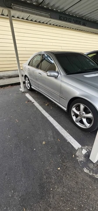 2005 Mercedes-Benz W203 C-Class - Image 8 of 9