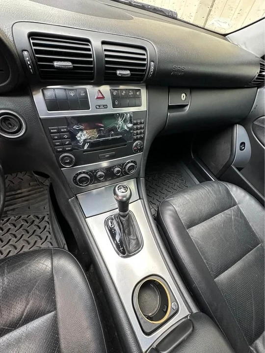 2005 Mercedes-Benz W203 C-Class - Image 7 of 19