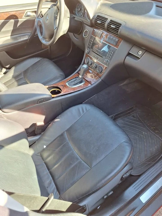 2005 Mercedes-Benz W203 C-Class - Image 8 of 12