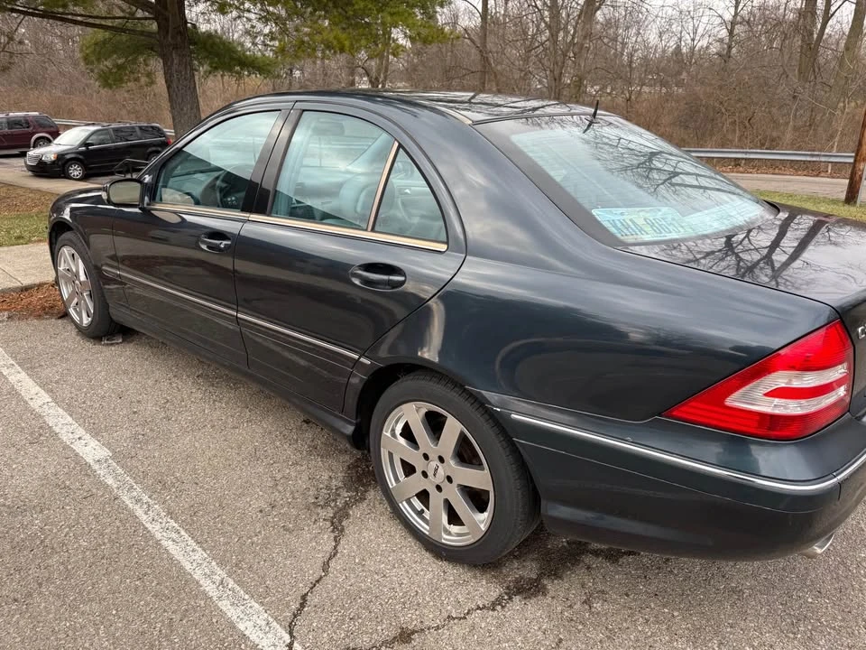 2005 Mercedes-Benz W203 C-Class - Image 2 of 6