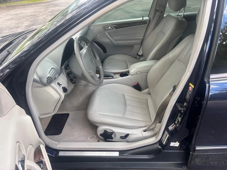 2005 Mercedes-Benz W203 C-Class - Image 10 of 13