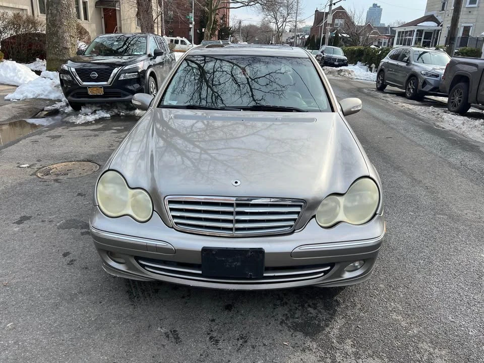 2005 Mercedes-Benz W203 C-Class - Image 8 of 16