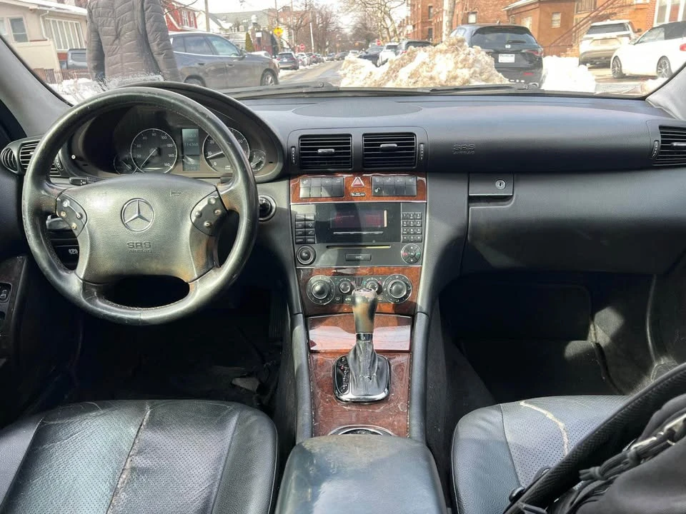 2005 Mercedes-Benz W203 C-Class - Image 10 of 16