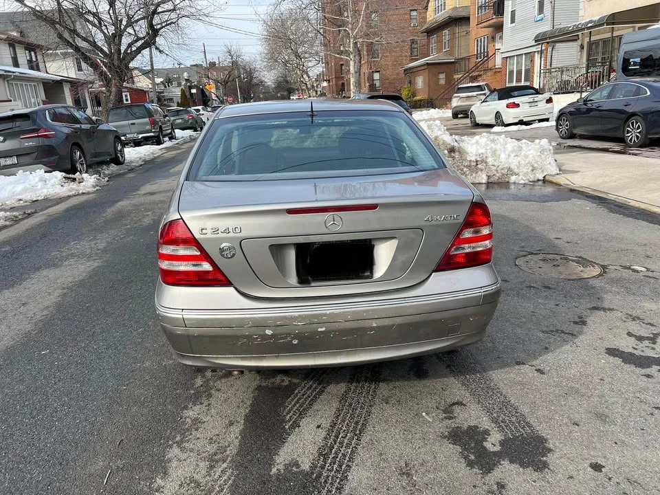 2005 Mercedes-Benz W203 C-Class - Image 6 of 16