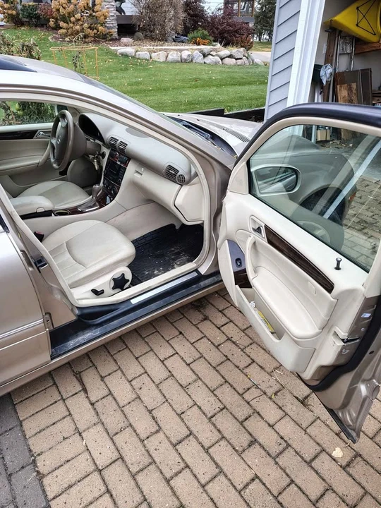 2005 Mercedes-Benz W203 C-Class - Image 5 of 9