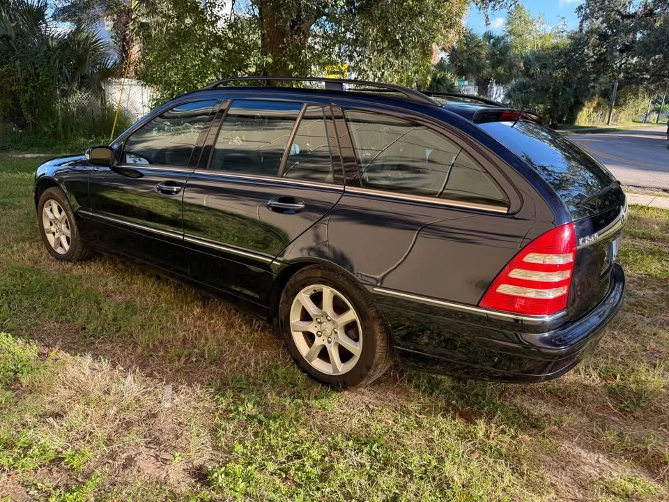 2005 Mercedes-Benz W203 C-Class - Image 2 of 13