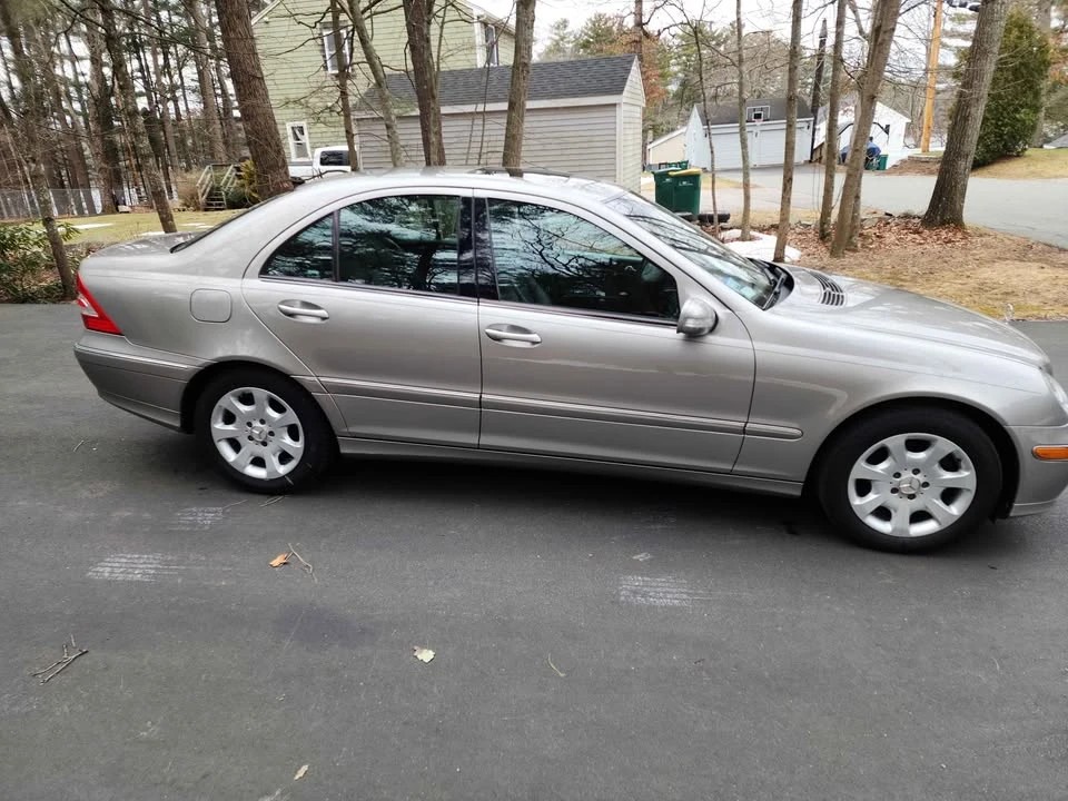 2005 Mercedes-Benz W203 C-Class - Image 2 of 18