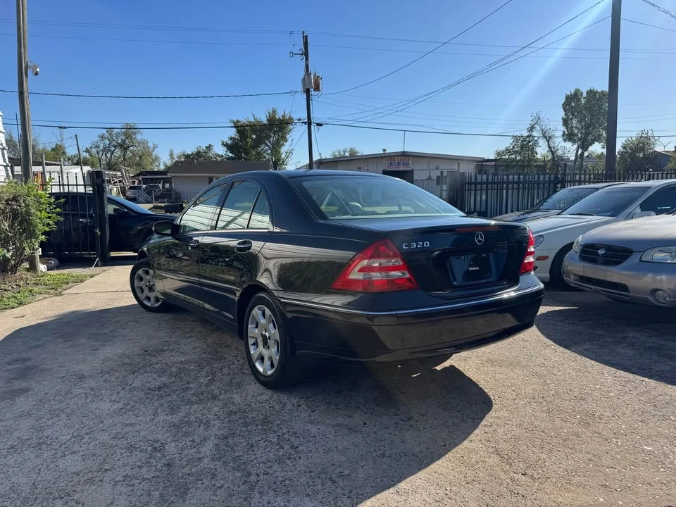2005 Mercedes-Benz W203 C-Class - Image 2 of 10