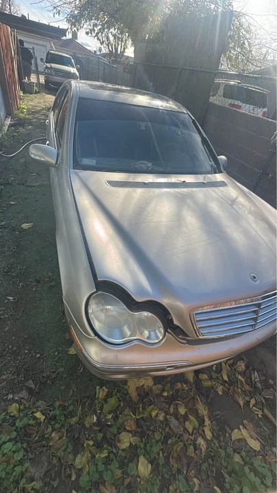 2005 Mercedes-Benz W203 C-Class - Image 3 of 4