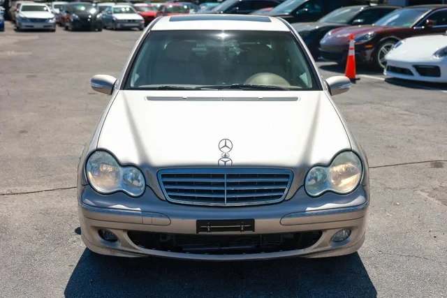 2005 Mercedes-Benz W203 C-Class - Image 18 of 19