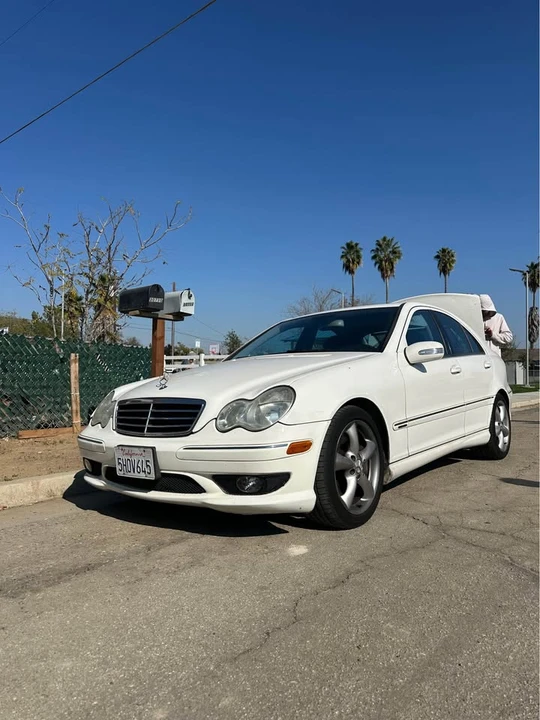 2005 Mercedes-Benz W203 C-Class - Image 2 of 10